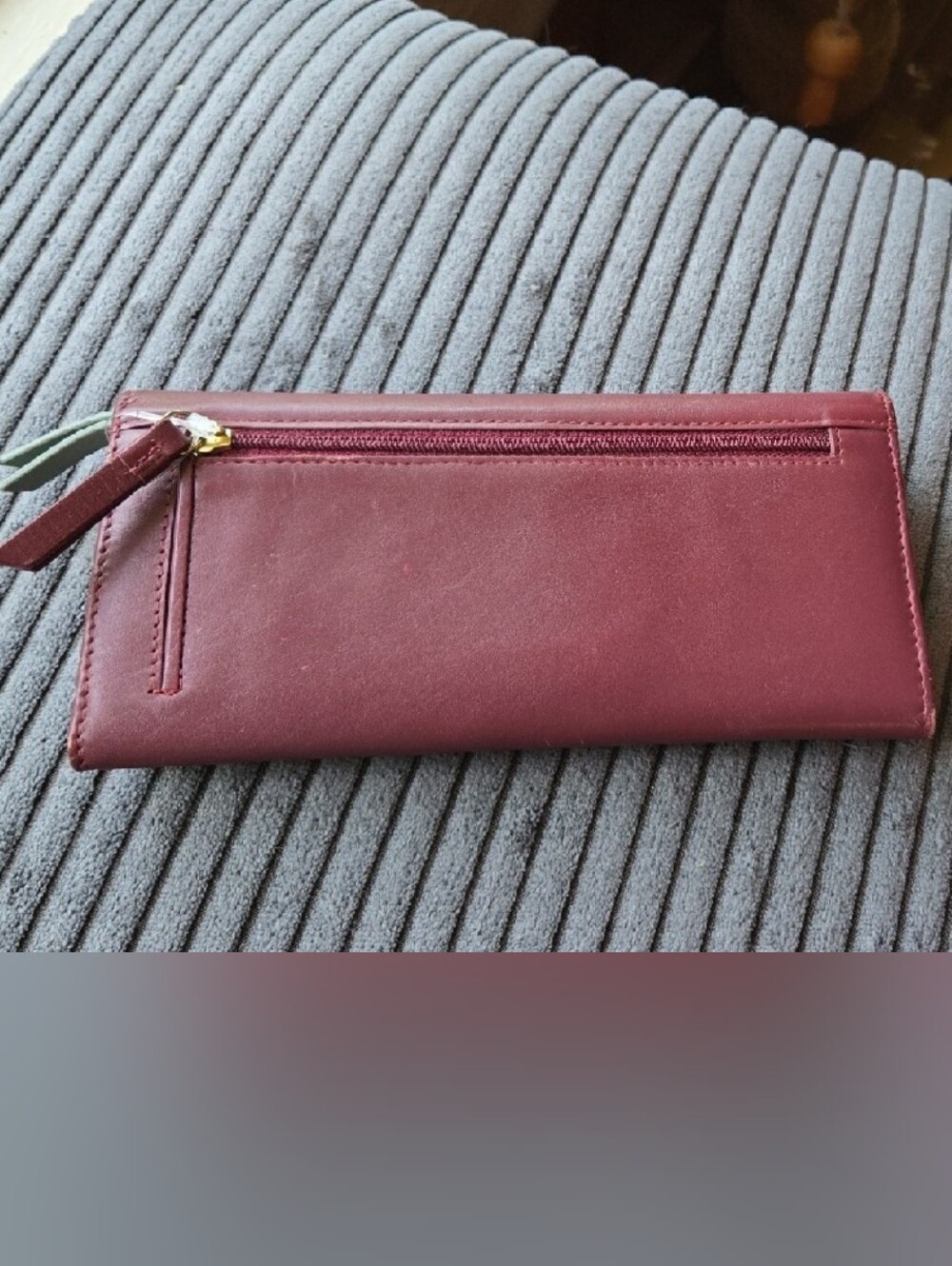 RADLEY LONDON Burgundy Leather Wallet with Multicolor Dog - Picture 3 of 6